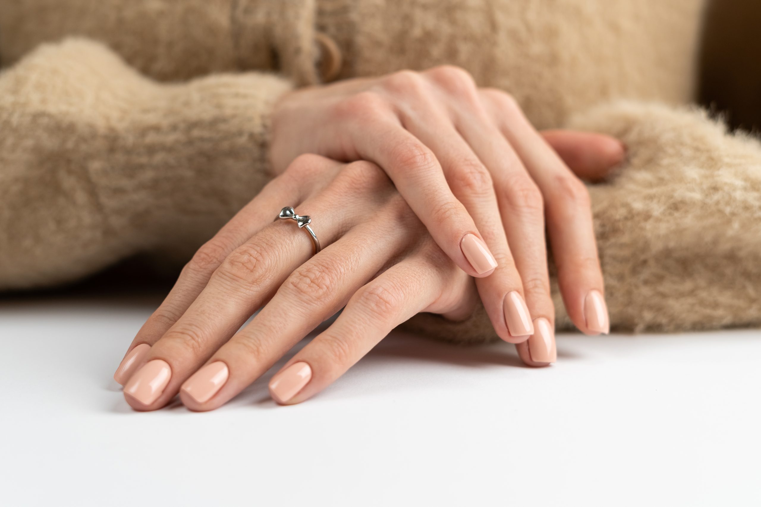 biotin benefits, what is biotin, natural biotin sources, biotin foods sources, benefits of biotin on hair, benefits of biotin for skin, biotin for nails, biotin for pregnancy